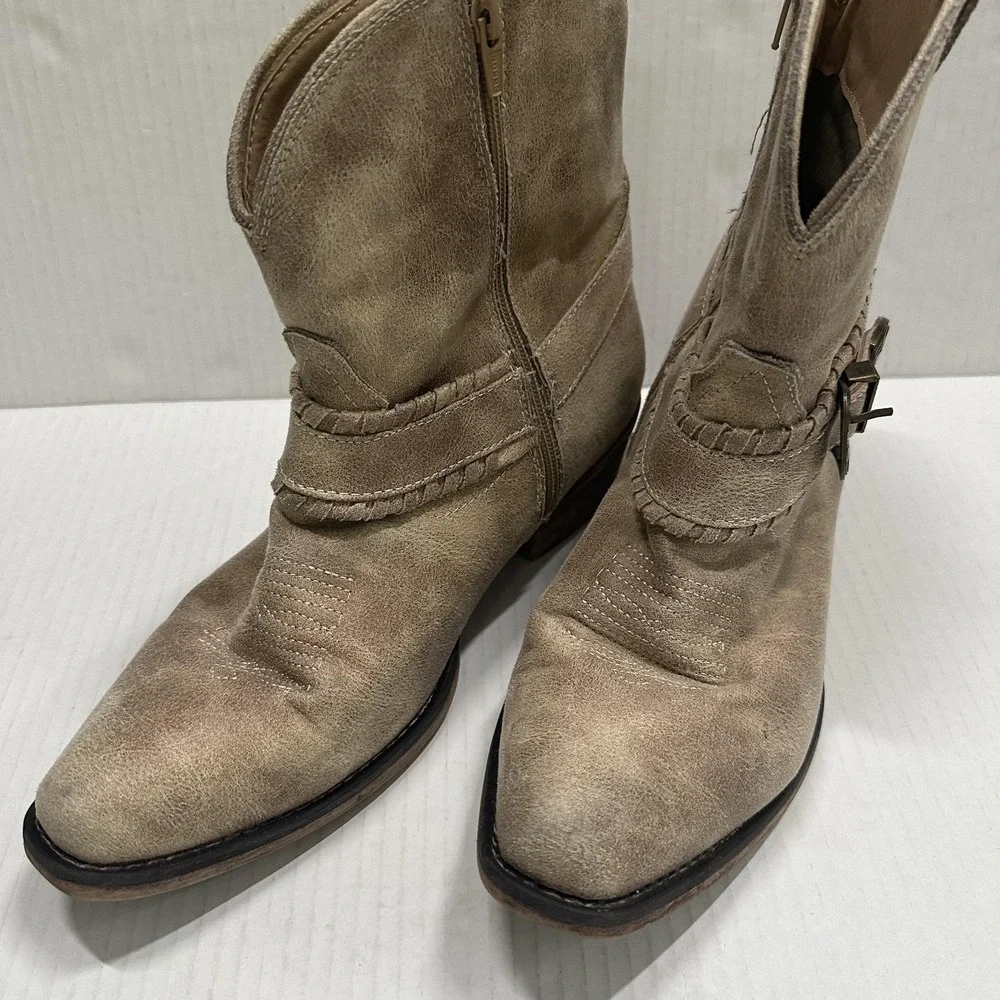 Roper Western Boots Womens 10 Beige Ankle Zip Buckle Pointed Toe Low Heel